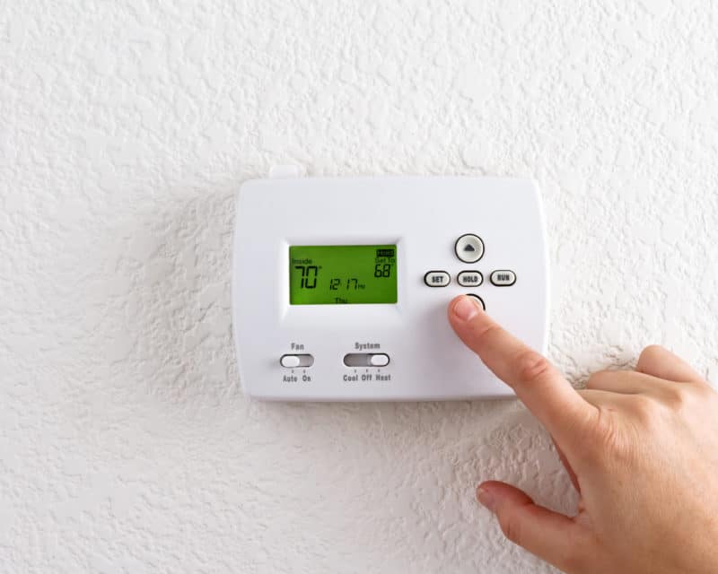 4 Reasons to Consider a Programmable Thermostat